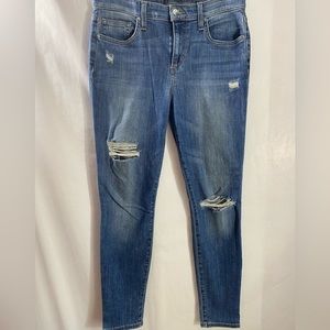 Joe’s Jeans High Rise Distressed Crop Size 28